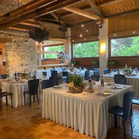Hotel Ristorante La Casona Feltre Luaran gambar