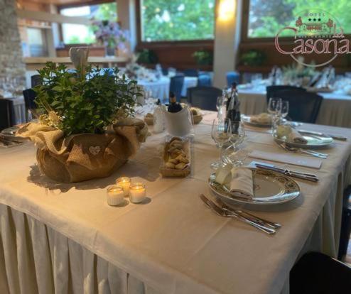 Hotel Ristorante La Casona Feltre Luaran gambar