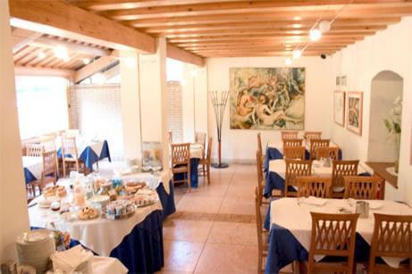 Hotel Ristorante La Casona Feltre Luaran gambar